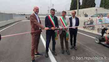 Bari, addio al passaggio a livello a Torre a Mare: aperto il sottovia. Decaro: "Meno traffico e treni più vel… - La Repubblica