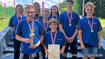 Gymnasium-Triathleten aus Luckenwalde gewinnen Silbermedaille - Märkische Allgemeine Zeitung