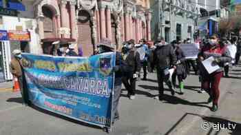 Oruro: “Japo Machacamarca” insiste en “respetar” inicio del proyecto de asfaltado en esa zona - eju.tv