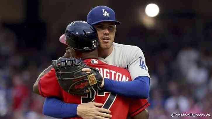 Ex-agent: Braves fostering ‘false narrative’ about Freeman