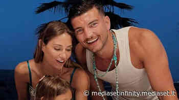 Beatrice Valli e Marco Fantini festeggiano i 5 anni della figlia Bianca - Mediaset Infinity