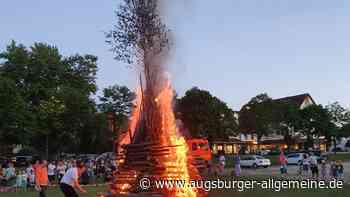 Meitingen: Mehr als 600 Besucher bei Meitinger Sonnwendfeier | Augsburger Allgemeine - Augsburger Allgemeine