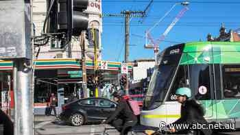 'It's waddling, it's quacking. It's privatisation': Victoria finalises controversial deal with roads authority
