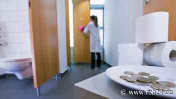 Prozessauftakt in Cottbus: Angeklagte soll 1,2 Millionen Euro Steuern für Toiletteneinnahmen nicht gezahlt haben - rbb24