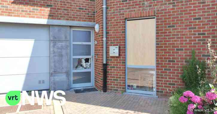 Patiënte slaat en gijzelt huisarts in Waregem, politie kan haar bevrijden - VRT NWS