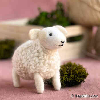 Needle-Felted Fluffy Wool Sheep
