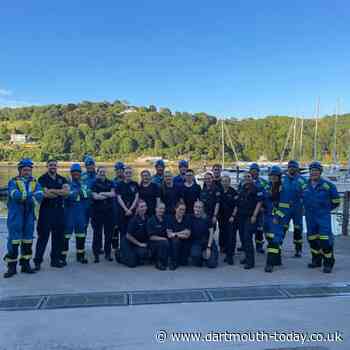 Coastguards join naval college for training night | dartmouth-today.co.uk - Dartmouth Chronicle