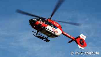 Hildesheim: Auto rammt Mofafahrer: 21-Jähriger schwer verletzt - STERN.de