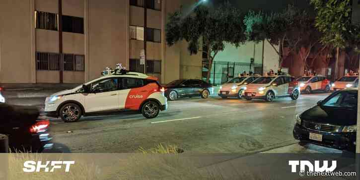 Robotaxis block San Francisco street for no reason, surprising no one