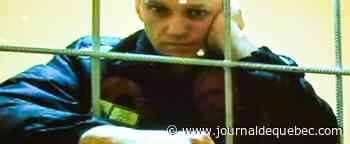 Séances « éducatives », couture : le quotidien de l’opposant russe Navalny en prison