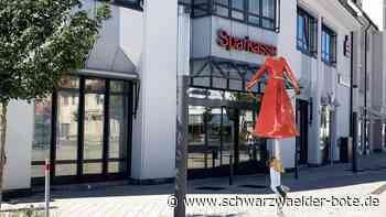 Kunst am Bau in Tailfingen - Parkplätze müssen einer Kreisläuferin weichen - Schwarzwälder Bote