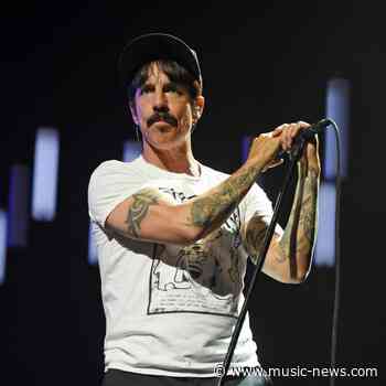 Red Hot Chili Peppers scrap Glasgow concert due to illness