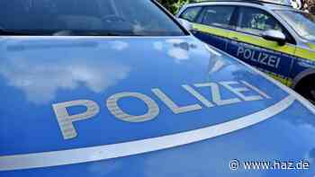 Unfall in Isernhagen: Betrunkene Autofahrerin kommt von der Straße ab - HAZ