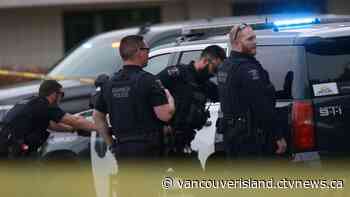 Saanich bank shooting: 2 officers undergo surgery, third in hospital - CTV News VI