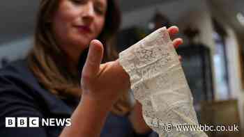 Queen Victoria's coffin lace found in Somerset fails to sell