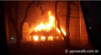 Incêndio destrói residência no centro da cidade Mangueirinha - PP News