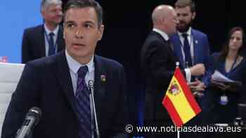 El satánico Pedro Sánchez y la bandera española al revés - Noticias de Alava