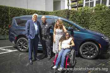 Chrysler, The Kelly Clarkson Show, Jay Leno, BraunAbility Provide Wheelchair-accessible Chrysler Pacifica to Family in Need - Look to the Stars