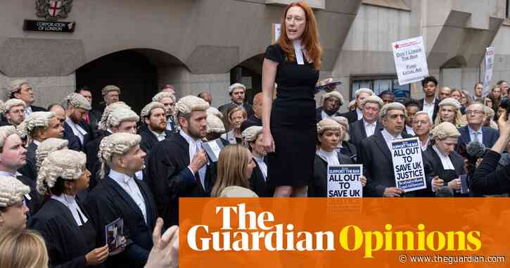 Striking workers are providing the opposition that Britain desperately needs | Andy Beckett