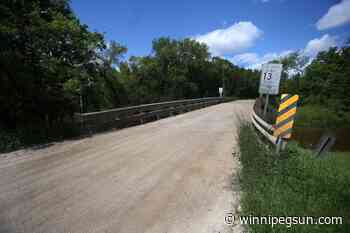 Province provides $1.7M grant for Creek Bend Road Bridge replacement - Winnipeg Sun
