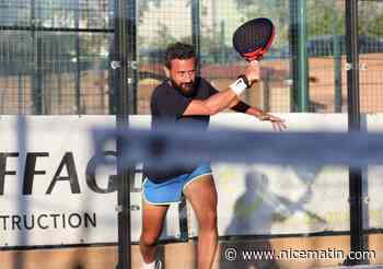 Cyril Hanouna fait le show sur un terrain de padel au Tennis Cub Toulonnais