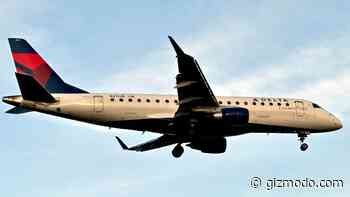 Airlines and Airports Really Don’t Want You Flying on Independence Day - Gizmodo