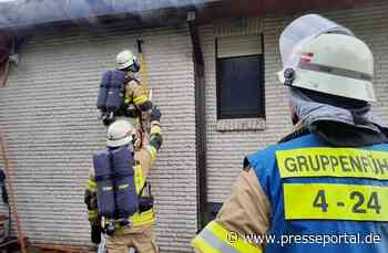 FW Bremerhaven: Garage in Vollbrand