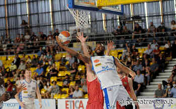 L'ala Eric Lombardi resta in Blu anche la prossima stagione - Prima Treviglio