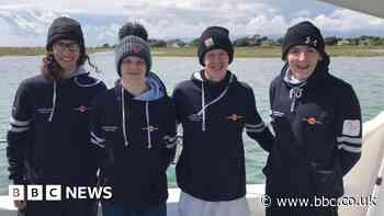 Warwickshire teenagers take on channel swimming challenge
