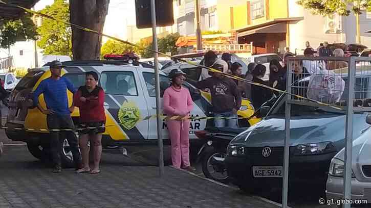 Barbeiro e cliente são mortos a tiros, em Loanda - Globo