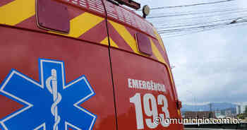 Homem fica ferido após colisão entre moto e caminhão em Brusque - O Município