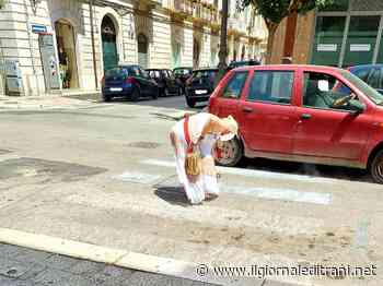 Trani, strisce pedonali fai da te in corso Vittorio Emanuele. Ma l'amministrazione è all'opera in diverse zone della città - ilgiornaleditrani - Radio Bombo