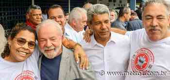 Lula desembarca em Salvador e é recebido por aliados e militância - metro1.com.br