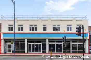 Former Welling Poundland store up for rent on Zoopla