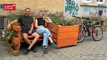 Ohne Genehmigung muss die Hochbeet-Bank am Jenaer Magdelstieg verschwinden - Ostthüringer Zeitung