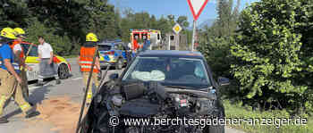 Verkehrsunfall mit Pferdetransporter fordert zwei leicht verletzte Personen - Berchtesgadener Anzeiger