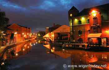 As work begins on final phase of Wigan Pier's redevelopment we see what it looked like in its last heyday - Wigan Today