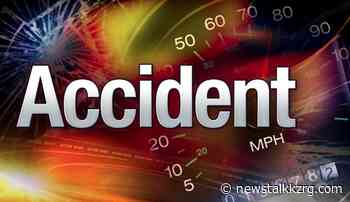 A three vehicle crash left Jasper County Deputy with minor injuries – Newstalk KZRG - NewsTalk KZRG