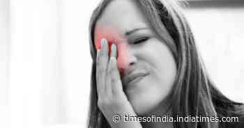 Coronavirus: Eye twitching and other eye symptoms associated with COVID-19 - Times of India
