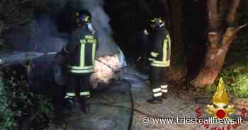 Auto in fiamme a San Dorligo della Valle - Trieste News