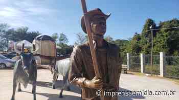 Romeiros ganham parque temático às margens da BR-060 em Trindade-GO - Imprensa e Midia