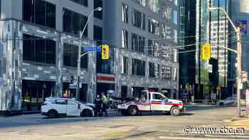 1 person dead, 7 people taken to hospital after downtown Toronto crash