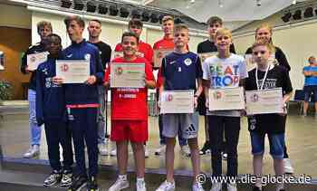Stimmungsvolle Meisterehrung der Jugendteams in Verl - Die Glocke