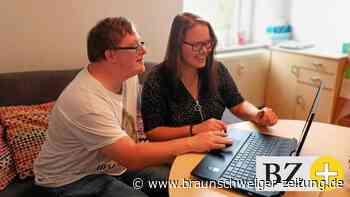 Lebenshilfe Peine-Burgdorf macht Bewohner fit am Laptop