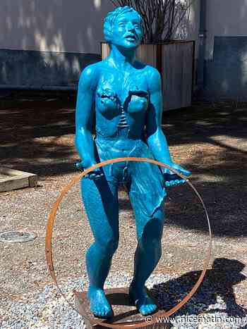 Les statues de Nicole Brousse à ciel ouvert à travers le Vieil-Antibes