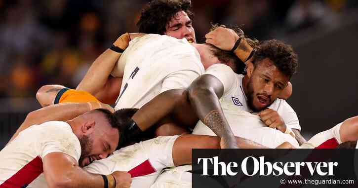 Eddie Jones claims referee tried to ‘even things up’ after Australia red card