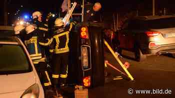 Umkipp-Unfall in Glinde: Können Sie mir bitte die Tür aufmachen! - BILD