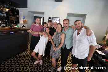 Après dix ans de service, ce célèbre restaurant de la place du Pin à Nice a fermé ses portes