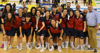 Le ragazze dell'U19 trionfano nella Montesilvano Futsal Cup - LND Abruzzo