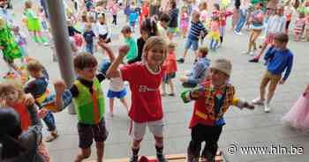 Basisschool De Boomgaard viert einde van het schooljaar met 'Foute Zomerparty' - Het Laatste Nieuws
